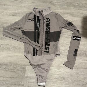 Maniere De Voir Gray Bodysuit with Black Text